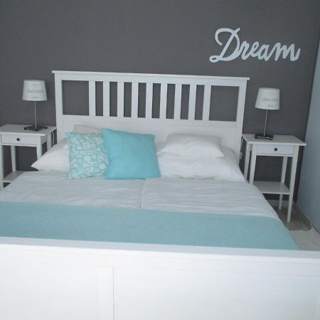 Ferencesek Apartman Pécs Esterno foto