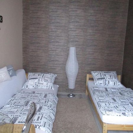 Ferencesek Apartman Pécs Esterno foto