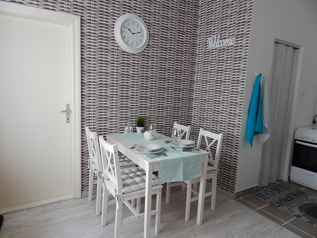 Ferencesek Apartman Pécs Esterno foto