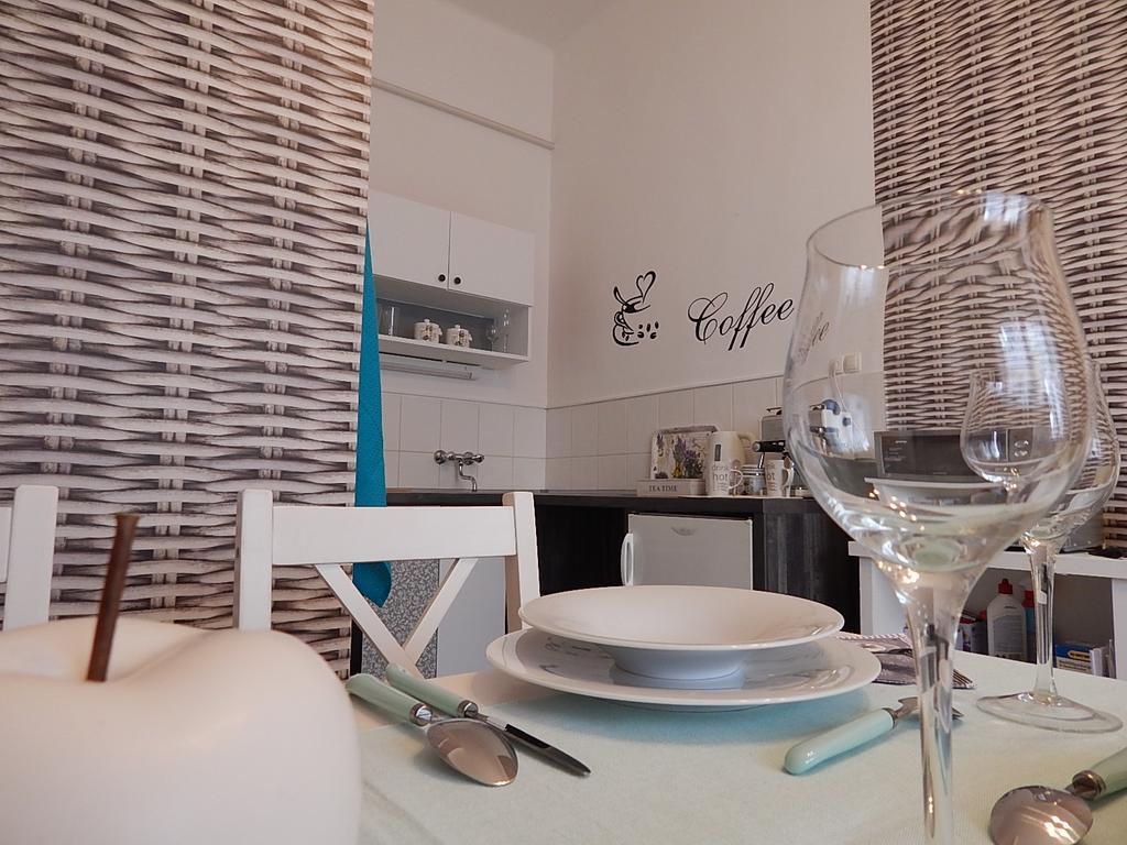 Ferencesek Apartman Pécs Esterno foto