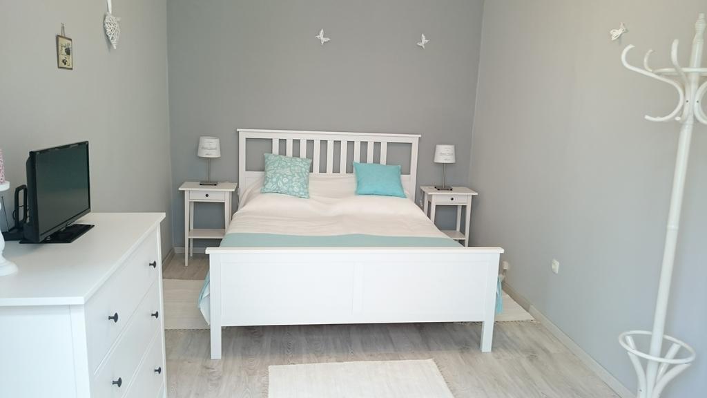 Ferencesek Apartman Pécs Esterno foto